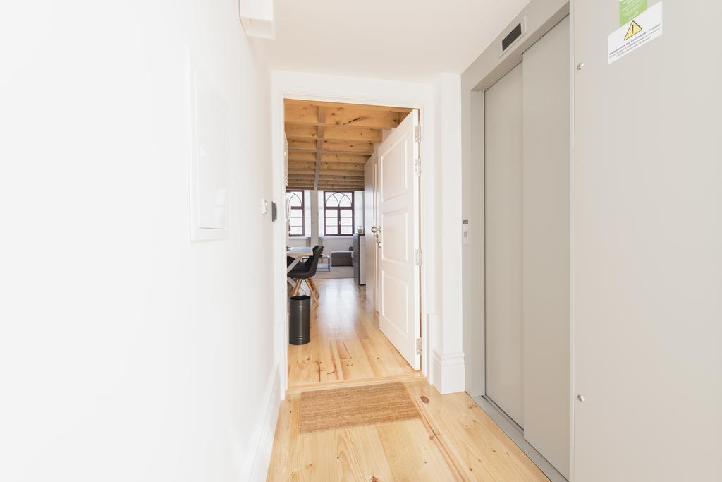 Lovelystay-Modern Loft City Center Porto Exterior photo