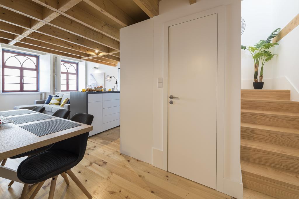 Lovelystay-Modern Loft City Center Porto Exterior photo