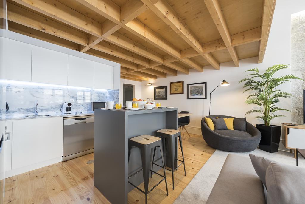 Lovelystay-Modern Loft City Center Porto Exterior photo