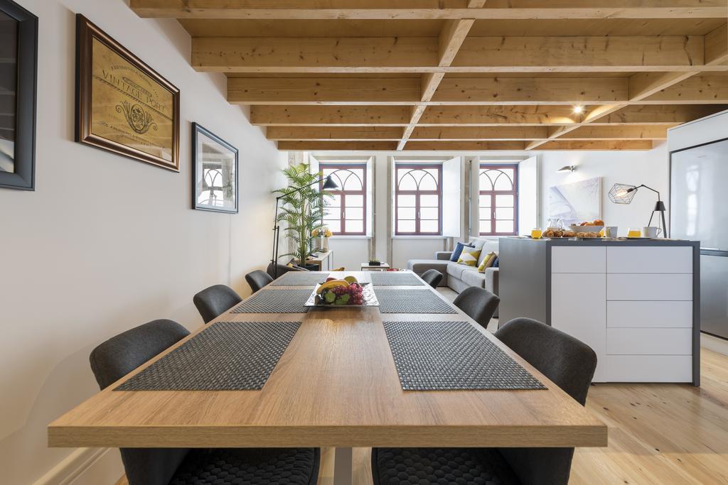Lovelystay-Modern Loft City Center Porto Exterior photo